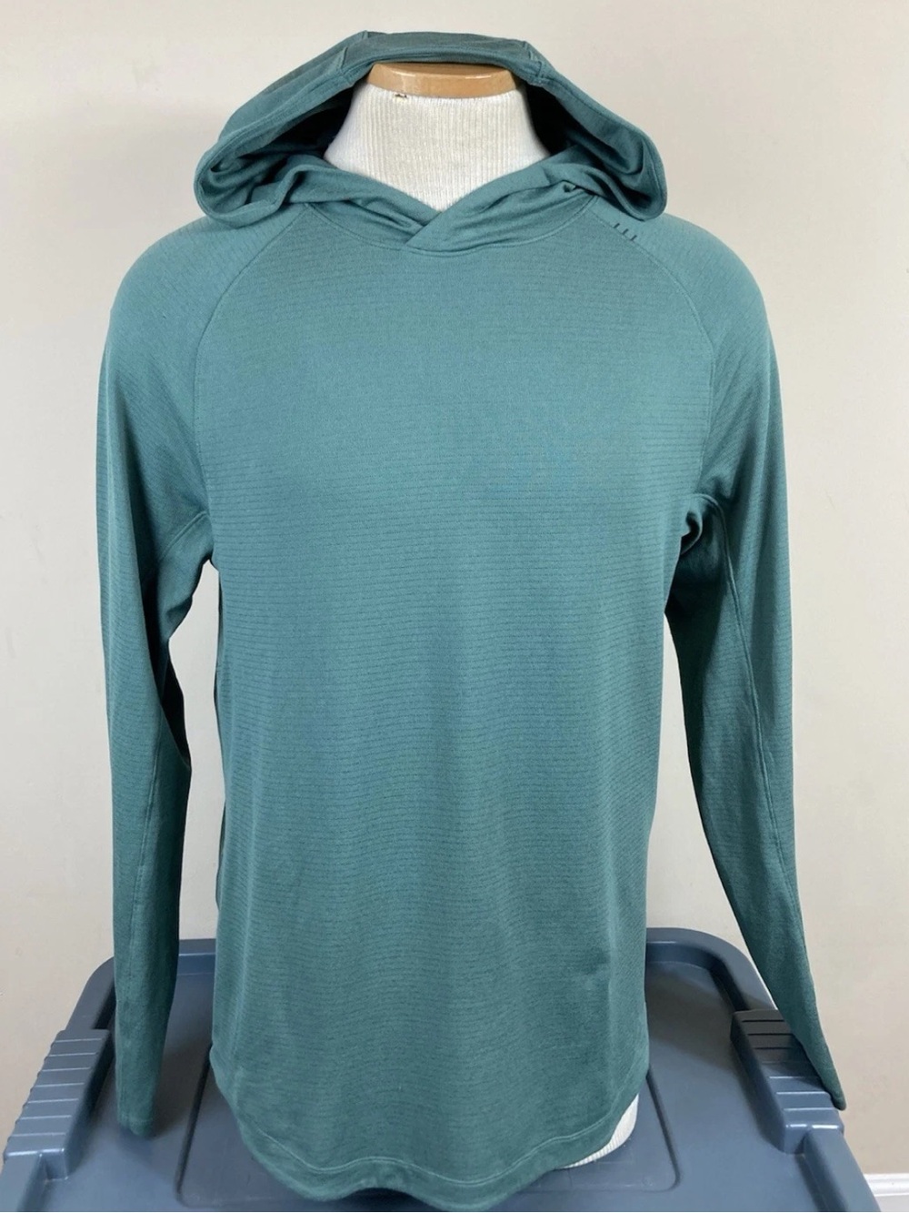 Lululemon License to Train Hoodie Mens Medium